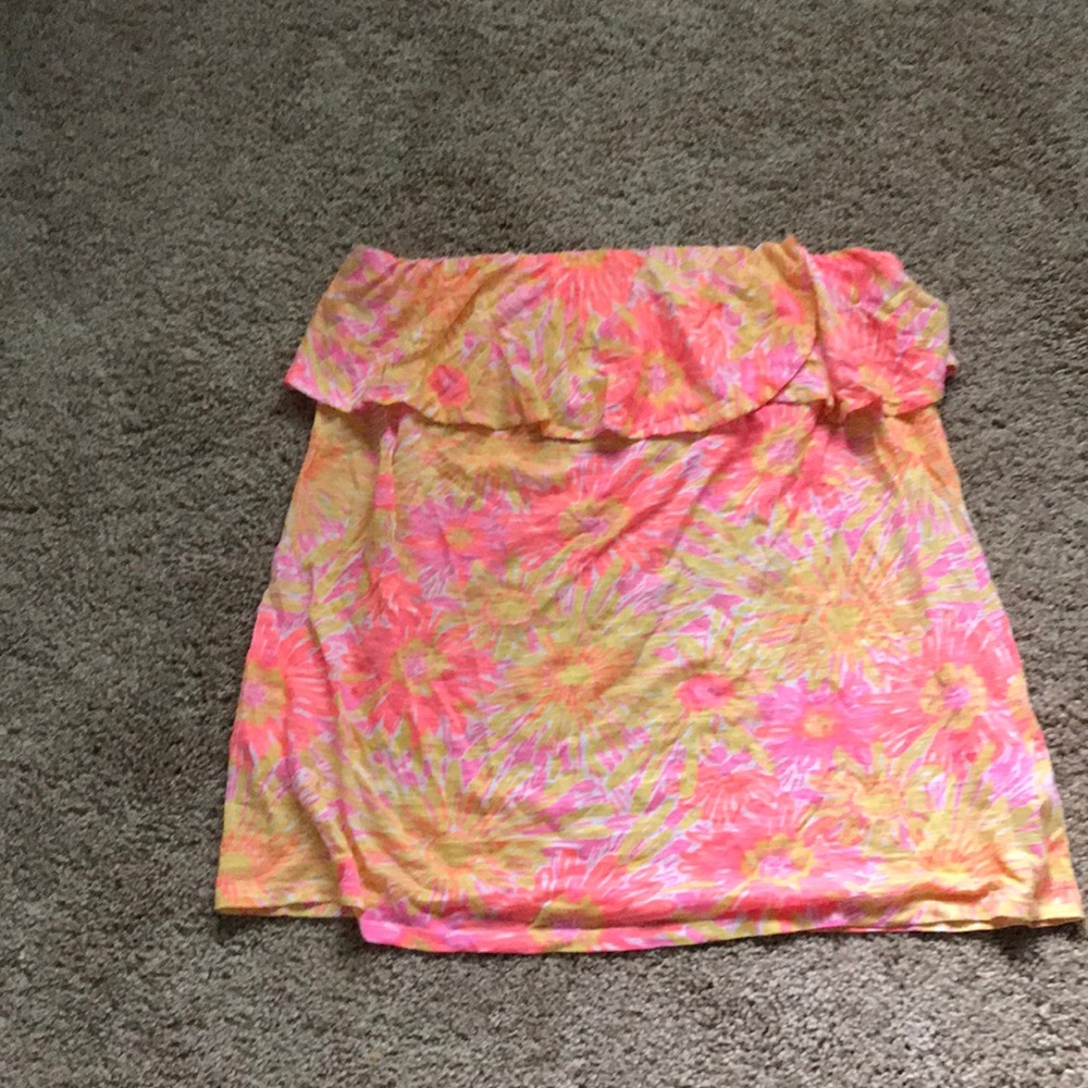 Ladies tube shirt.
